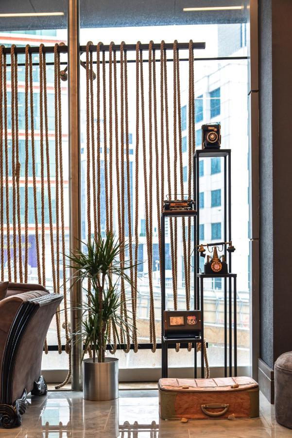 A11 Hotel Atasehir อิสตันบูล ภายนอก รูปภาพ