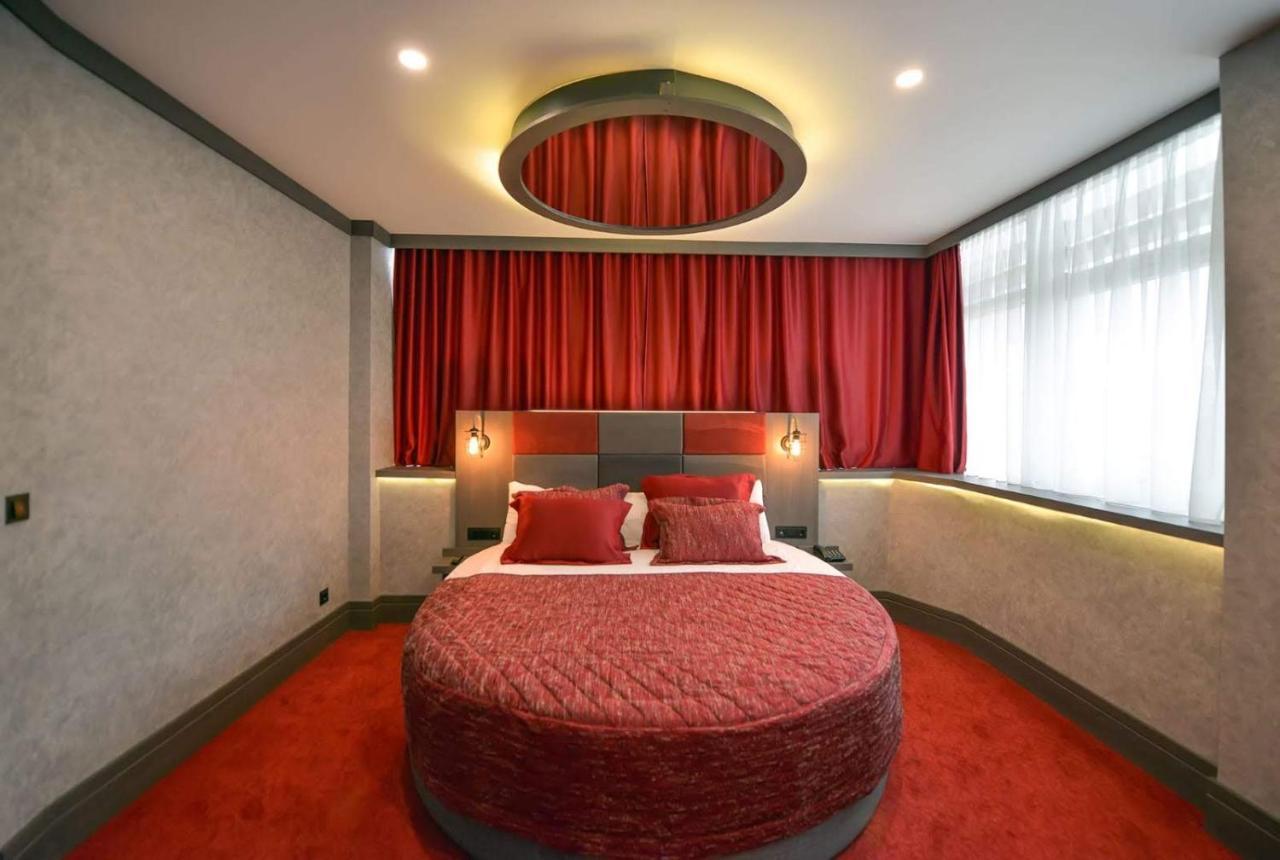 A11 Hotel Atasehir อิสตันบูล ภายนอก รูปภาพ